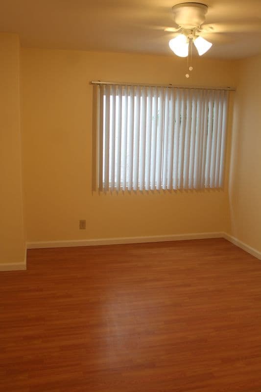 Building Photo - 445 E Providencia Ave