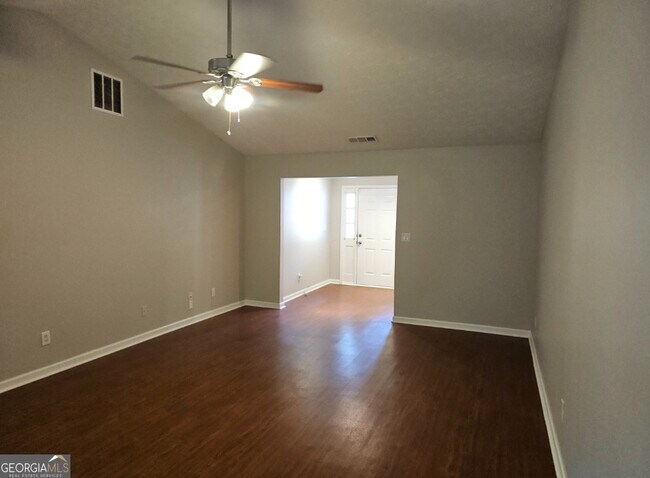 Building Photo - 12205 Cypress Way