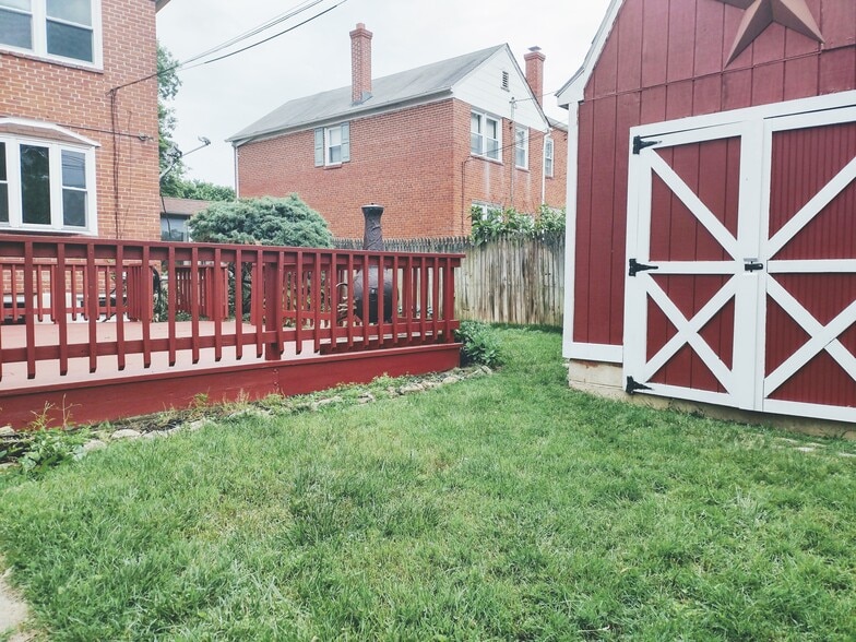 Building Photo - 8312 Dalesford Rd