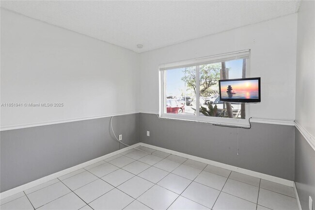 Building Photo - 7815 Camino Real