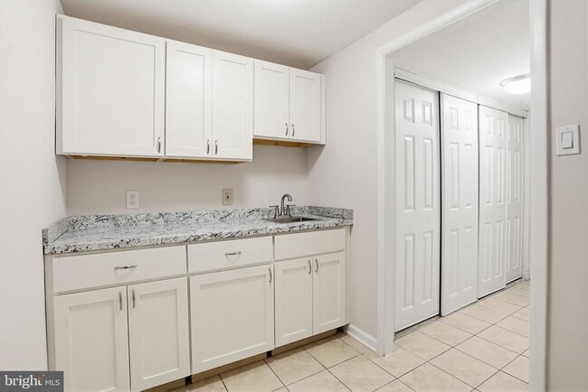Building Photo - 8957 Skyrock Ct