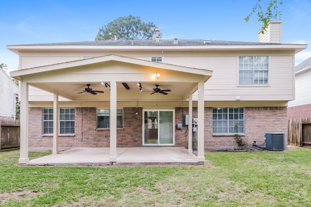 Building Photo - 10046 Lazy Meadows Dr
