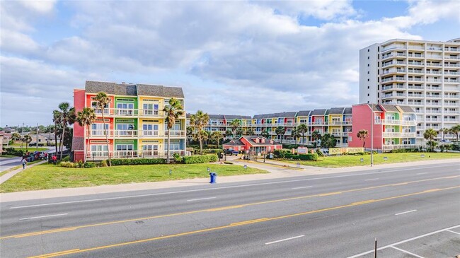 Building Photo - 7820 Seawall Blvd