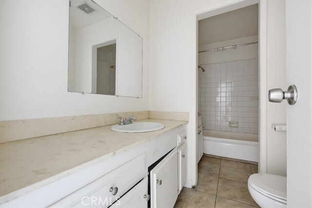 Building Photo - 2178 W Alameda Ave