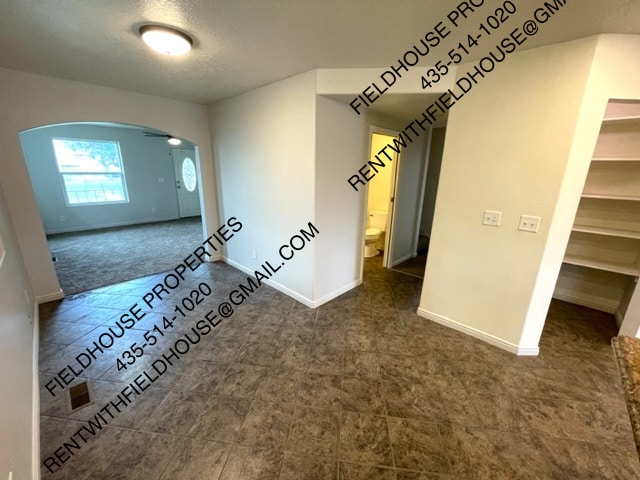 Building Photo - 42 E 400 S