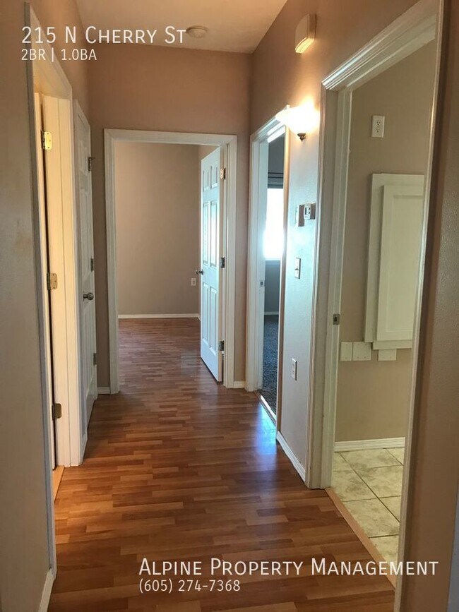 Building Photo - 2 Bedroom Townhome for rent in Lennox, SD!!