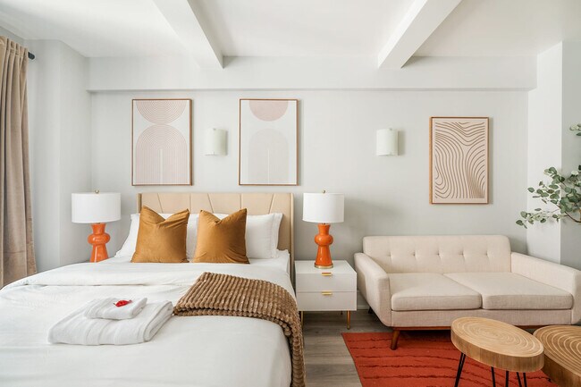 Building Photo - 240 W 73rd St