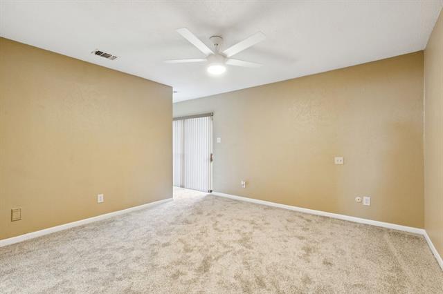 Building Photo - 7450 Holly Hill Dr