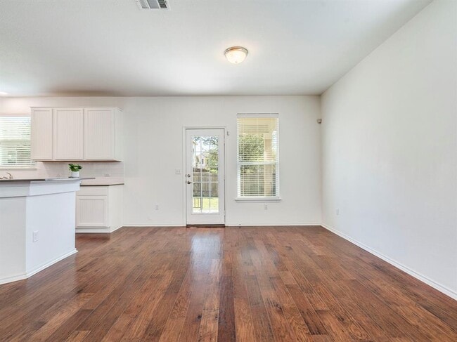 Building Photo - 9011 Pin Brush Dr