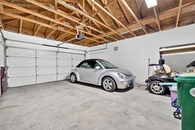 Building Photo - 78724 Palm Tree Ave