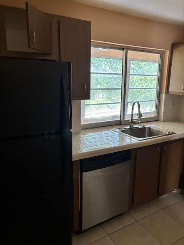 Building Photo - 9401 Lime Bay Blvd