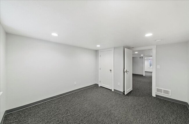 Building Photo - 1605 S Colorado Ave