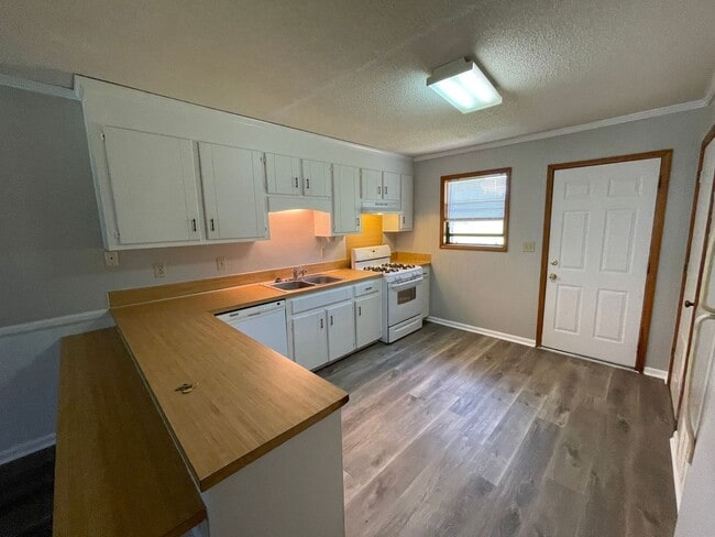 Interior Photo - SH310-Residence at Humboldt Creek (RHC)