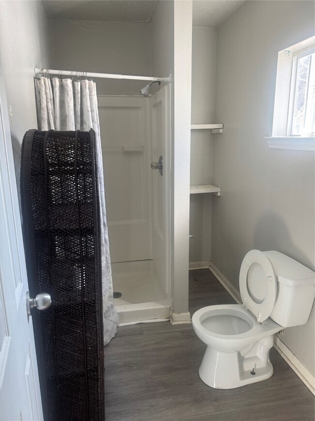 Building Photo - 7018 Avenue F