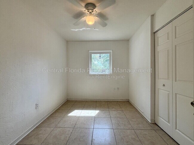 Building Photo - 4606 Meadowbrook Ave