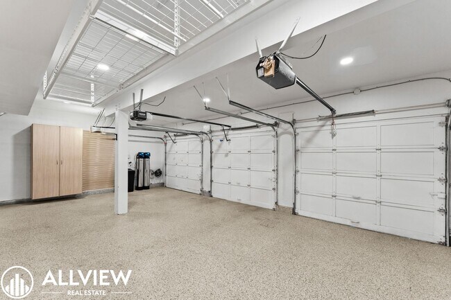 Building Photo - Luxury Living in the Prestigious Guard-Gated Community of Dove Canyon
