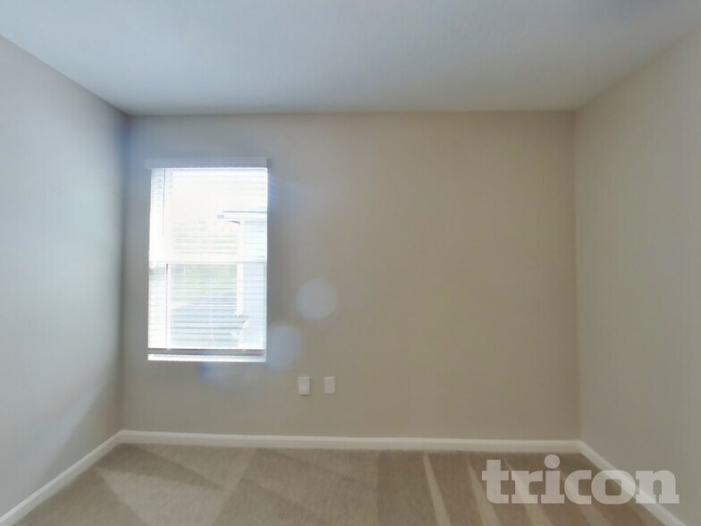 Building Photo - 11309 John Rutledge Pl