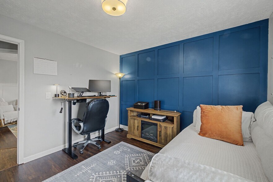 Building Photo - 401 Niagra Ln