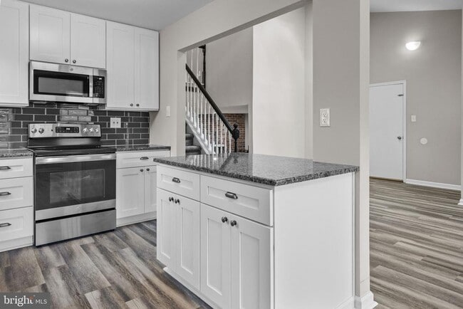 Building Photo - 111 Hidden Valley Ln