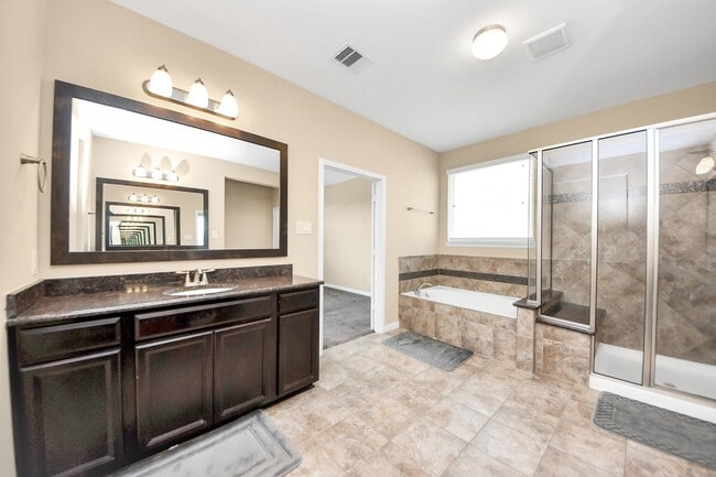 Building Photo - 27419 Canyon Reach Dr