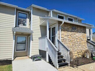 Building Photo - 1275 College Pkwy