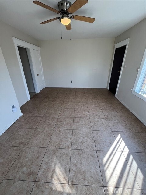 Building Photo - 1355 W 49th St