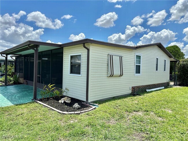 Building Photo - 3165 Bunny Run Dr