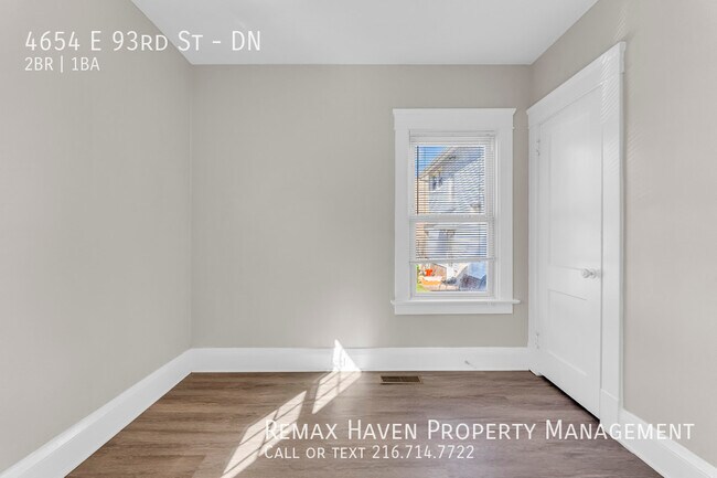 Building Photo - 4654 E 93rd St
