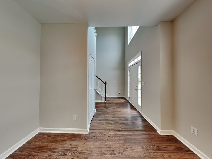 Building Photo - 285 Jerome Ct