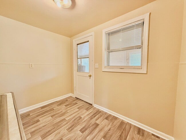 Building Photo - Welcome Home!