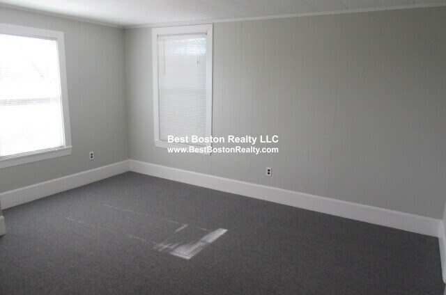 Building Photo - 106 Highland Rd