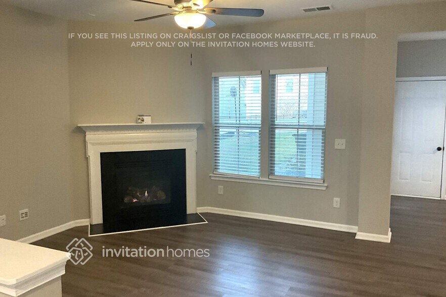 Building Photo - 1012 Crinoline Ln