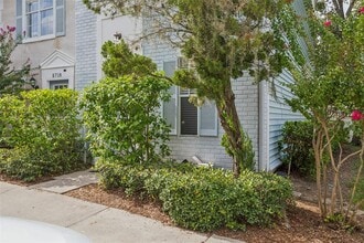 Building Photo - 5720 Dalden Dr