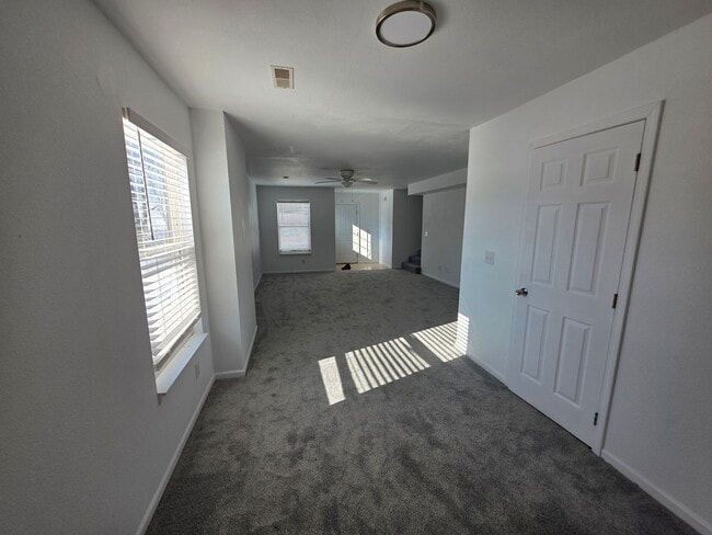 Building Photo - 400 Elliott Ln