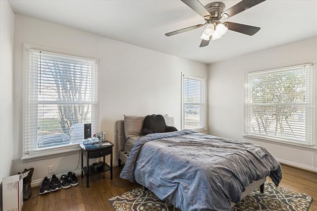 Building Photo - 3504 Corto Ave