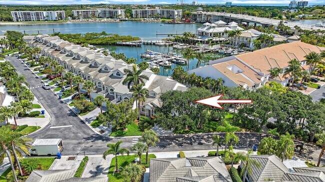 Building Photo - 1000 U.S. Rte 1