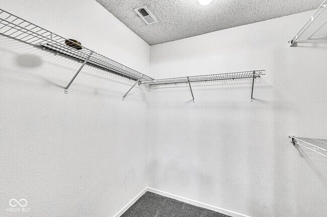 Building Photo - 12254 Maize Dr