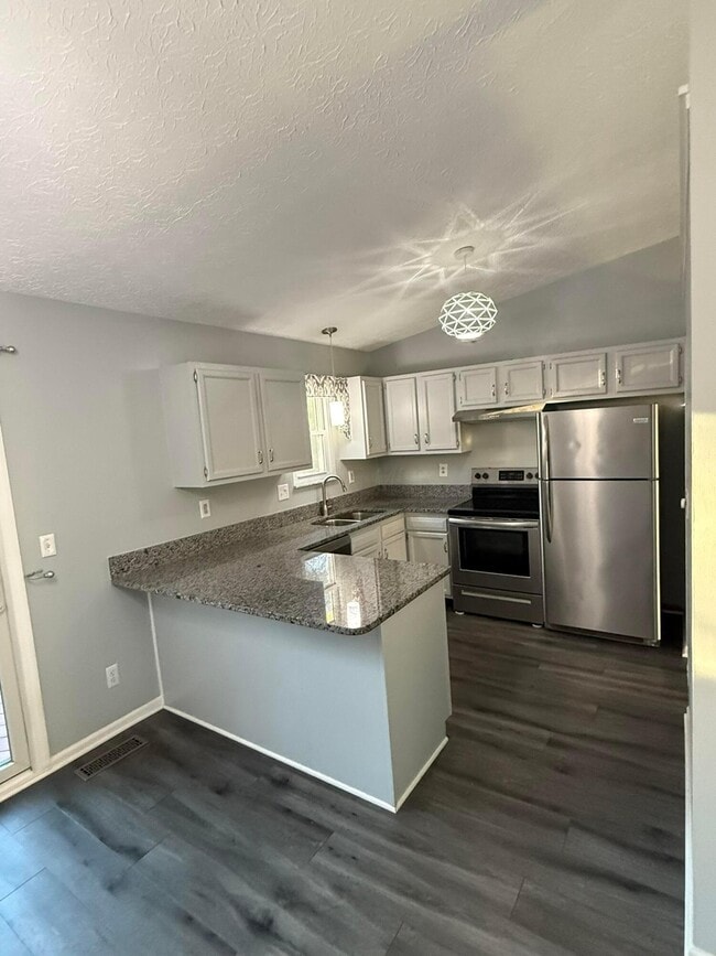 Building Photo - 7785 Kiowa Way