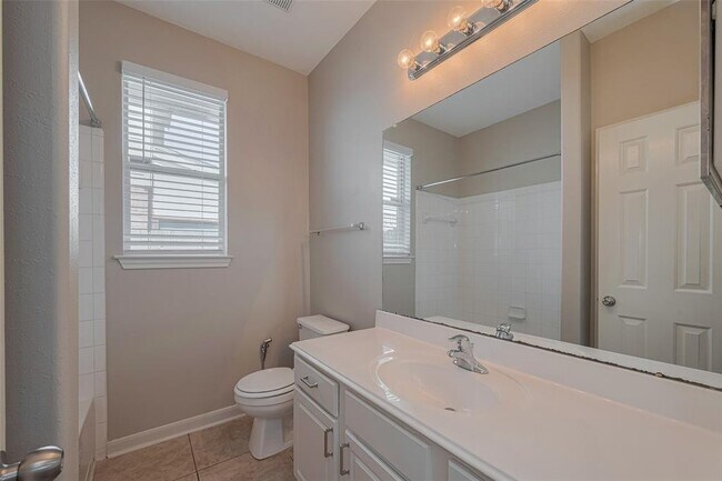 Building Photo - 17202 Sheffield Bend Dr
