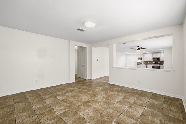 Building Photo - 7719 Serene Wood Ln
