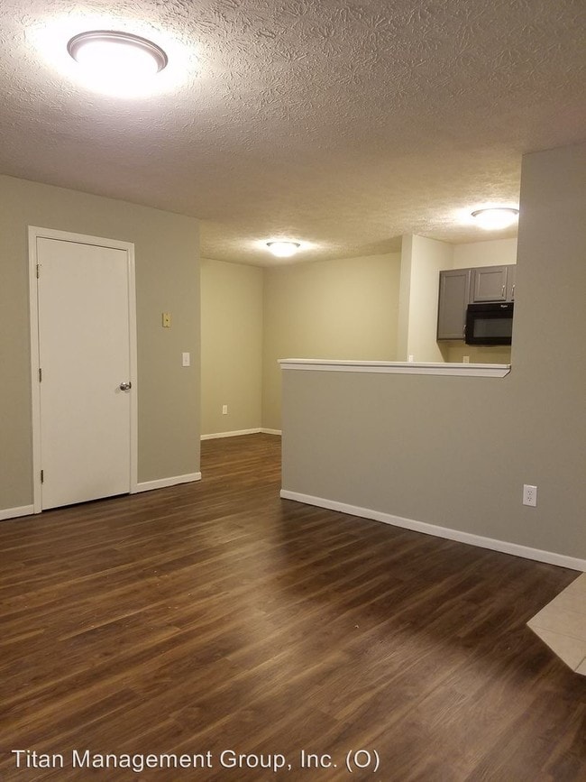 Building Photo - 80 Bridgewater Ct