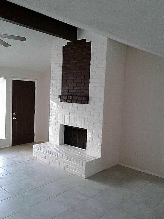Building Photo - 9610 Wellsworth Dr