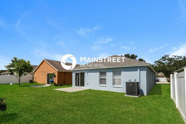 Building Photo - 4 Bedroom Pet-Friendly Home in Ruskin, FL with Main Street Renewal