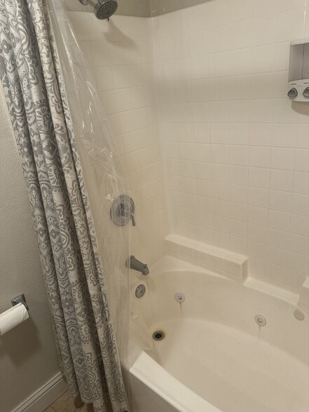 Building Photo - 43022 Apache Rnch Rd