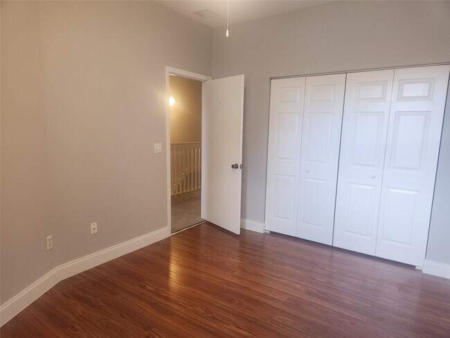 Building Photo - 4915 Tradewinds Ter