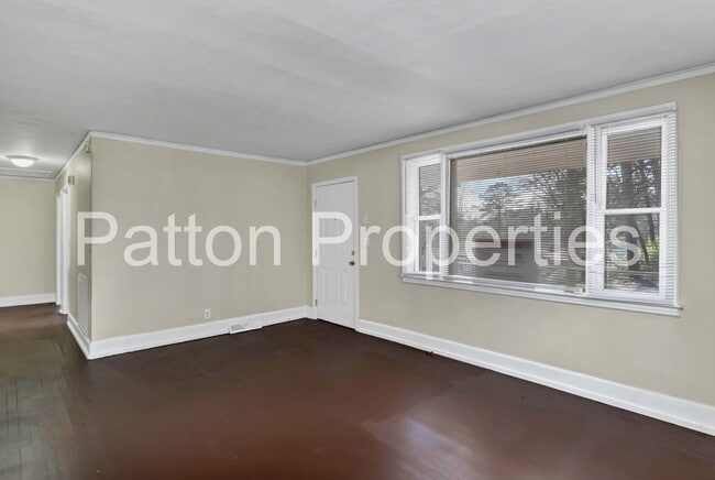 Building Photo - Roosevelt Village Vicinity / Broad River H...