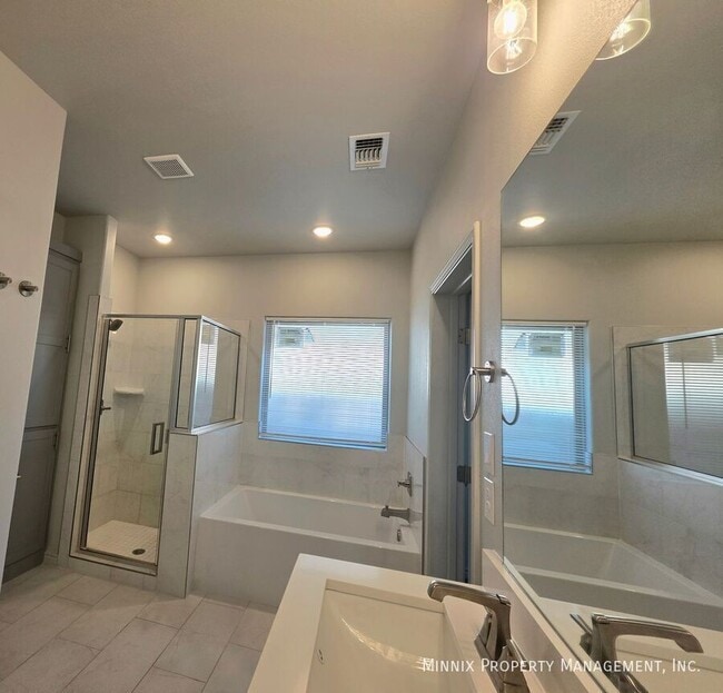 Building Photo - 2105 Congress Rd