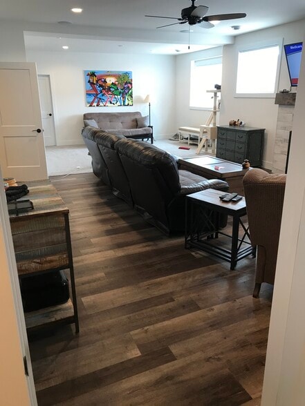 Building Photo - 2913 Latigo Trce