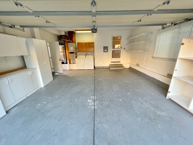 Building Photo - 63 Gazania Ter