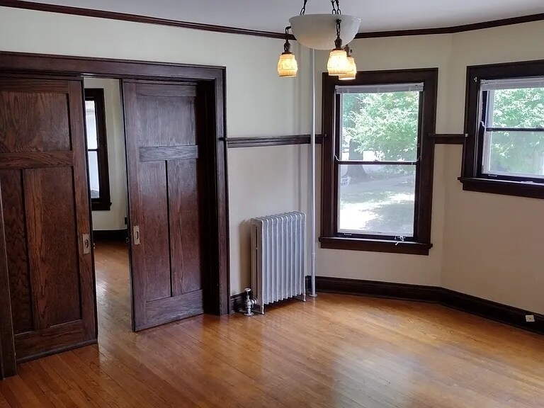 Building Photo - 937 Spaight St